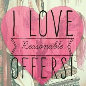✨ I 💛 Reasonable Offers!! ✨
